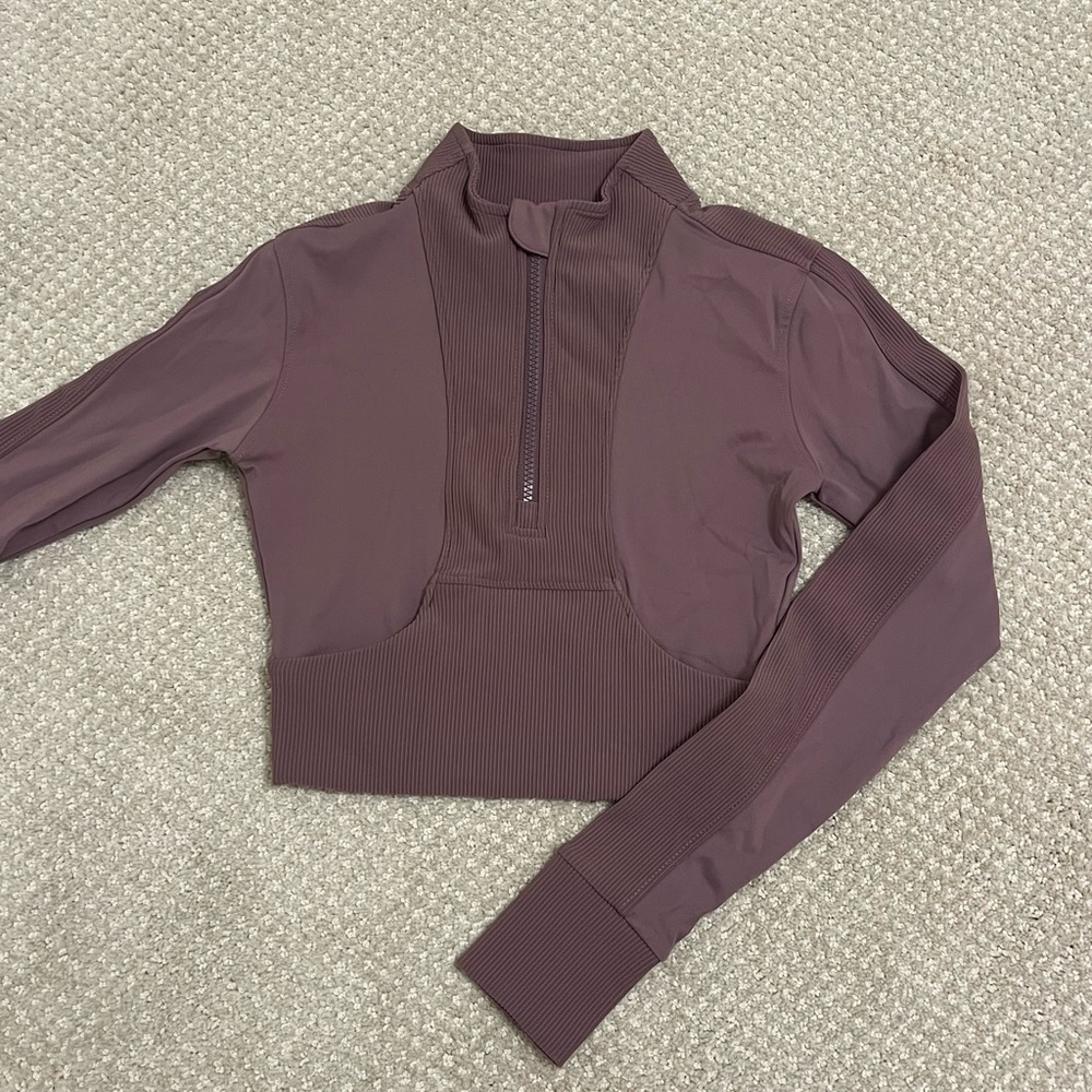 gold hinge cropped quarter zip